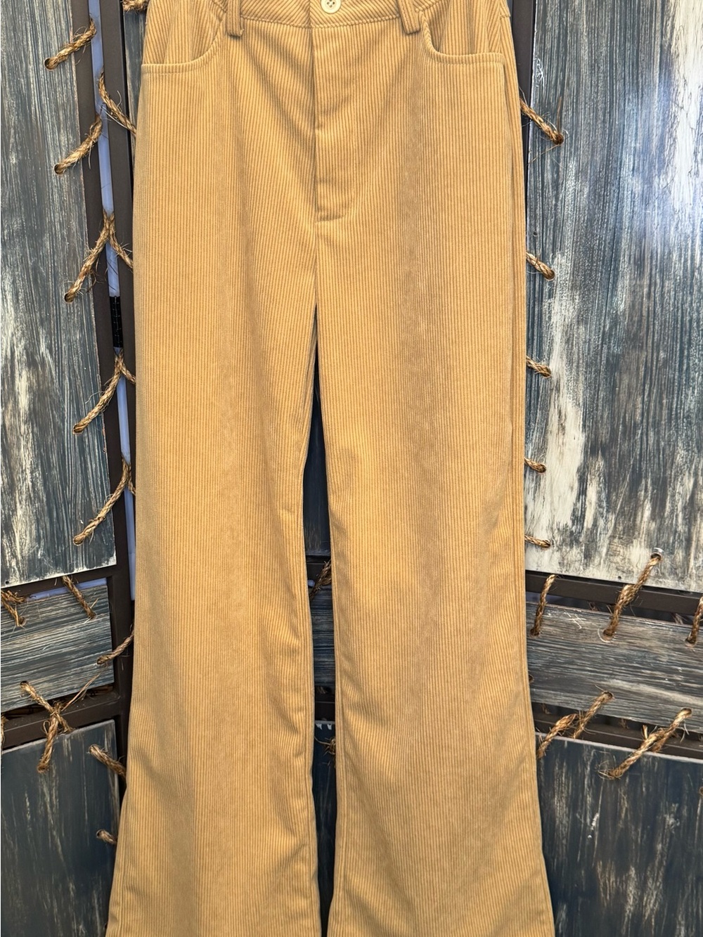 Wide-Leg Corduroy Pants in Camel